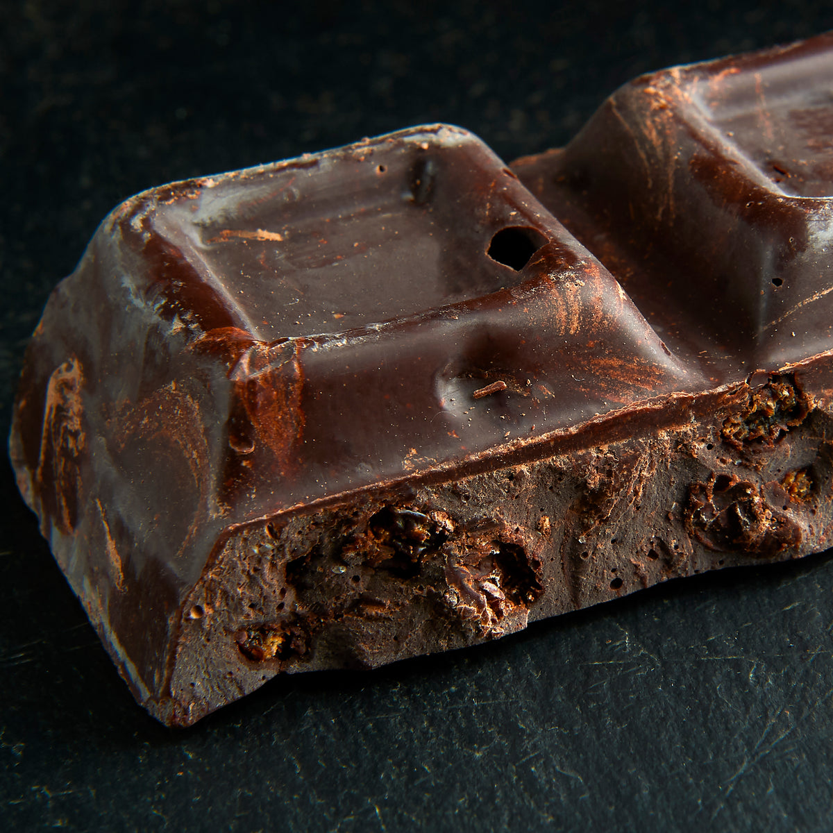 UBRIC 1 70% with Raisins in Cocoa Distillate 100g